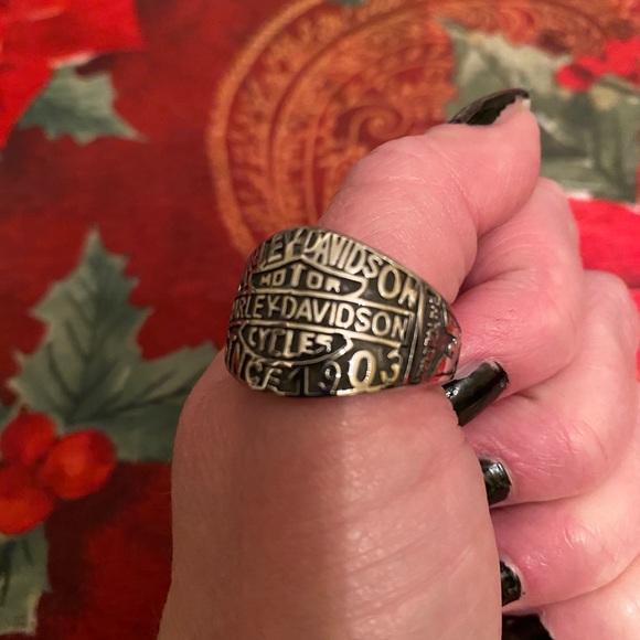 New item! HD Mens Rings - Picture 2 of 8